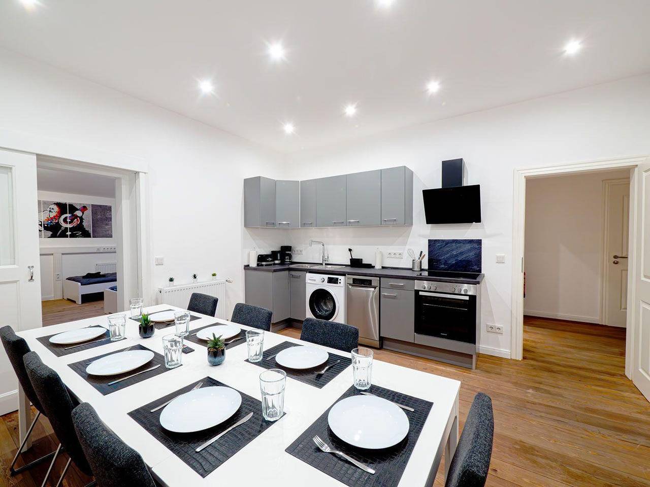 Ganze Ferienwohnung, Monteurwohnung in Villa - 8 Betten, Wlan, Tv, Einbauküche – Ahrensburg Zentrum, Nähe Hamburg - Od06a in Ahrensburg, Kreis Stormarn