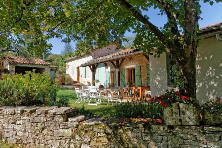 Chambre d’hôte pour 2 personnes, avec Terrasse ainsi que Jardin et Vue à Saint-Antonin-Noble-Val - 3