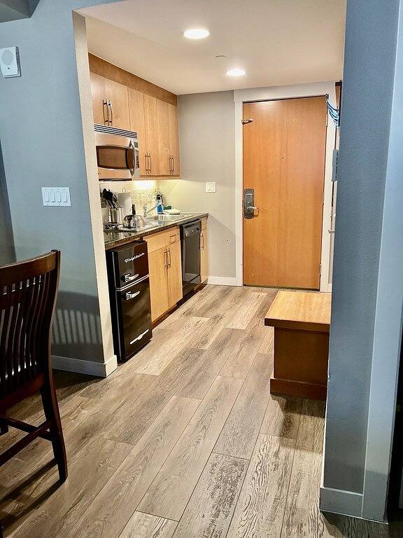 Ganze Wohnung, Schöne und gemütliche Studio-Eigentumswohnung im Winter Park Base Village in Winter Park, Arapaho and Roosevelt National Forests