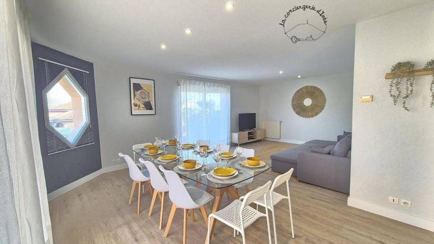 Gîte pour 10 personnes, avec terrasse à Clermont-Ferrand