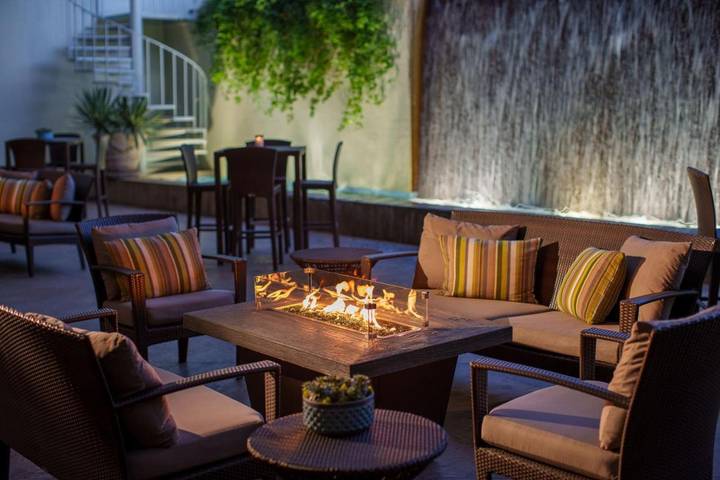 Hotel para 4 personas, con jardín y piscina, Se admiten mascotas - 1