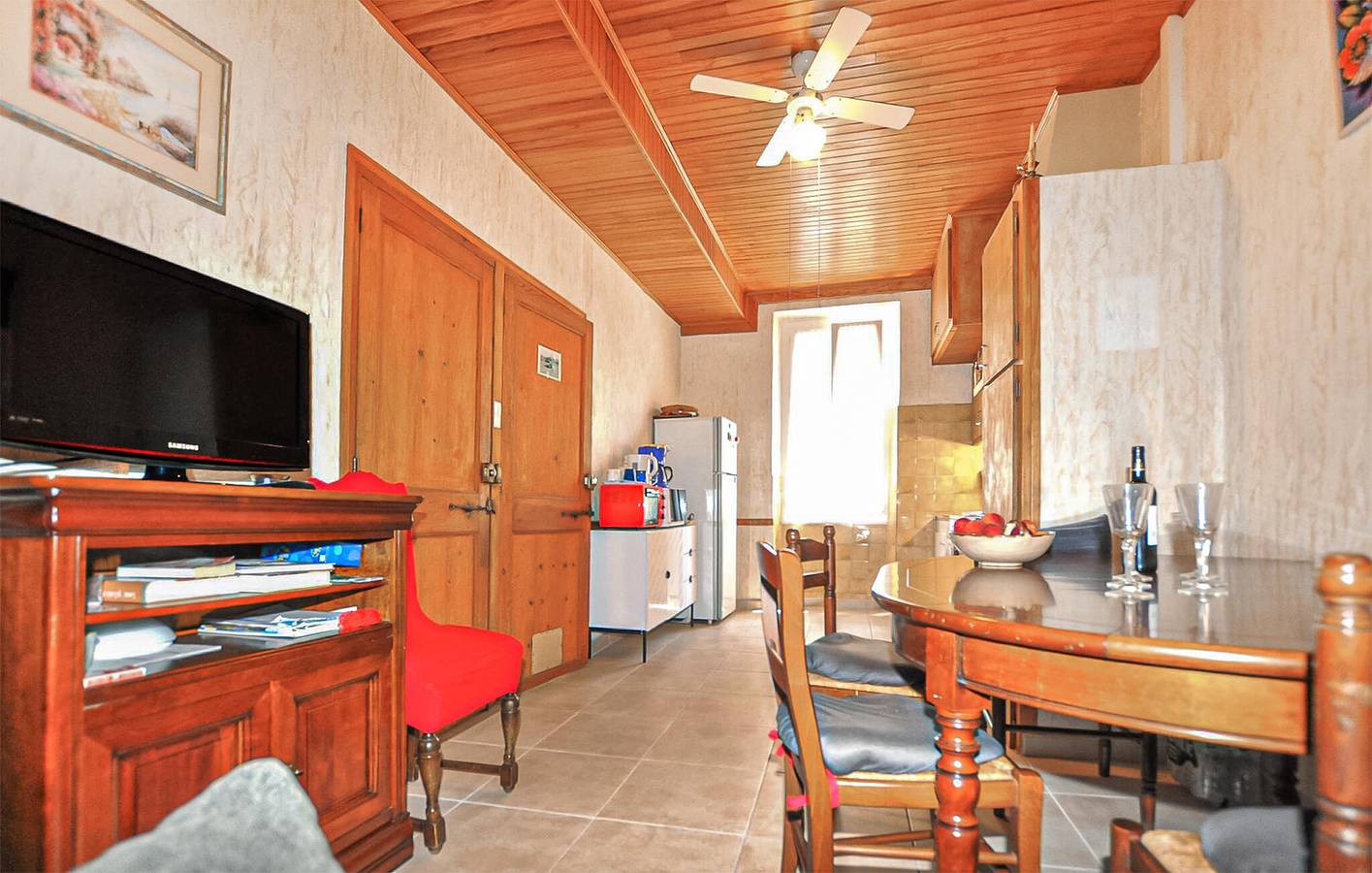 Appartement confortable au bord de la mer avec parking, chauffage et cuisine in Côte Vermeille, Port-Vendres