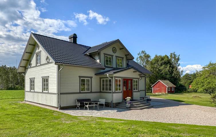 Hus för 8 Personer med terass in Bolmen