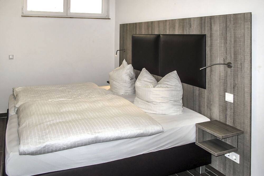 Ganze Wohnung, Seglerhütte by Interhome in Großpösna, Leipziger Neuseenland