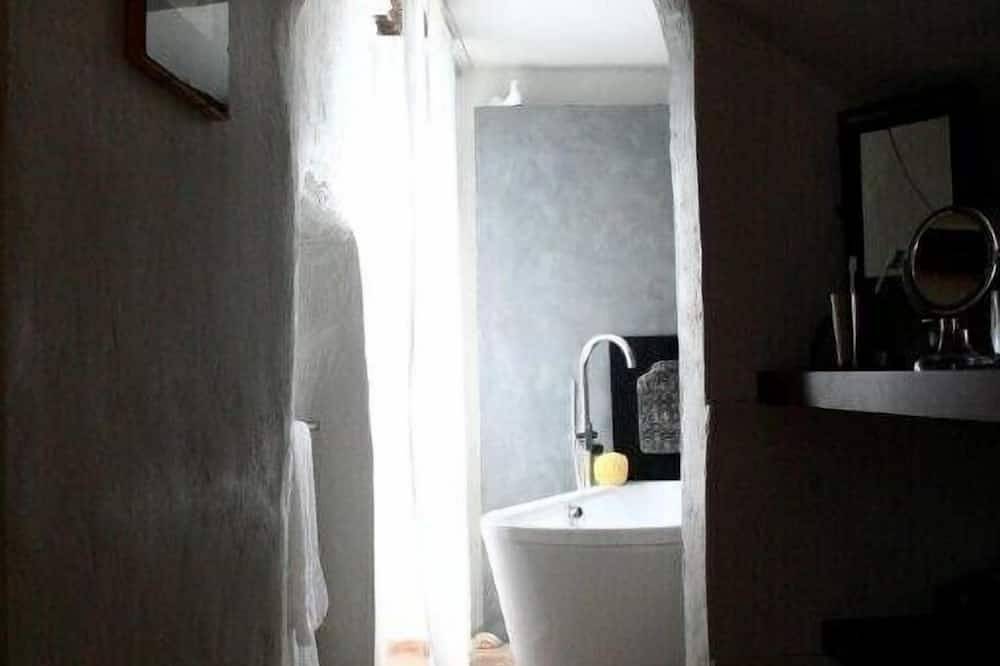 Apartamento entero, Saint Paul de Vence, Suites de lujo en el corazón del pueblo. 4 ** Biloba in Saint-Paul-de-Vence, Region de Cannes