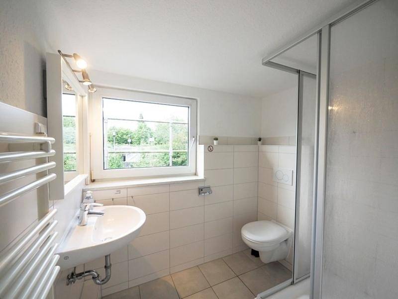 Ganze Ferienwohnung, Monteurwohnung für 6 Pers. mit Wlan, Küche & Tv – Bad Oldesloe, Nähe Hamburg & Nähe Lübeck in Bad Oldesloe, Kreis Stormarn