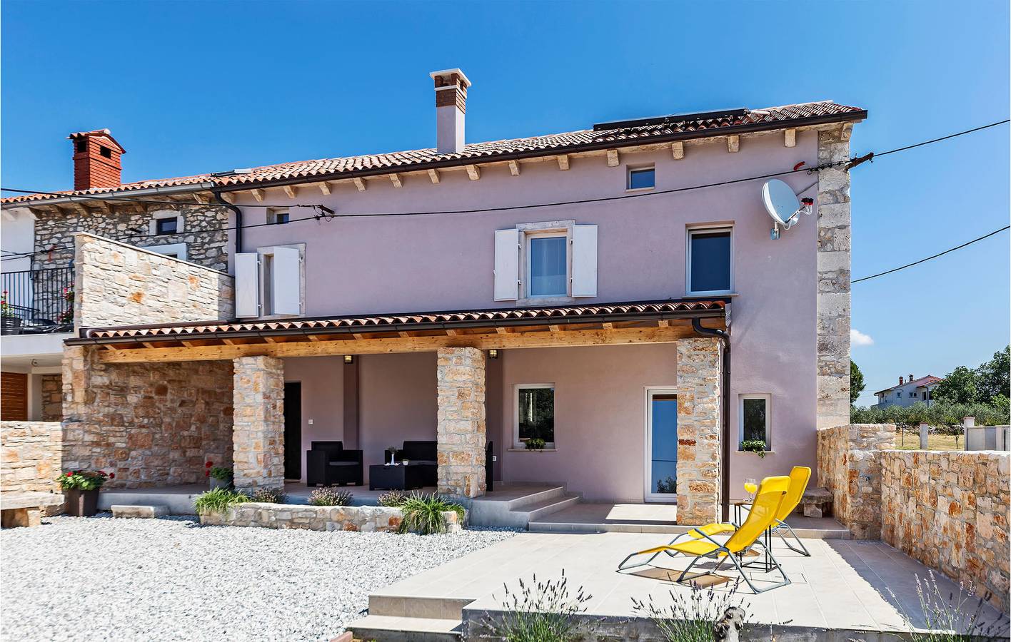 Gemütliche 2-Zimmer-Wohnung mit Terrasse, WLAN und Parkplatz in Marčana, Südküste Istrien