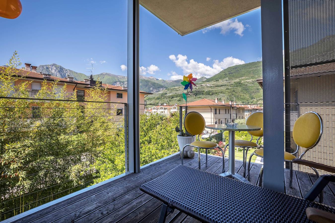 Entire apartment, Holiday Apartment "Holiday Speed" with Mountain View, Private Terrace & Wi-Fi in Arco, Garda Mountains