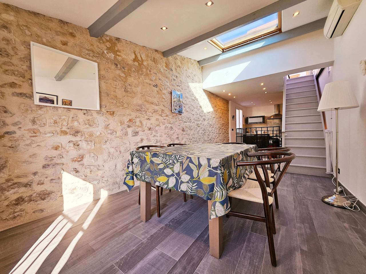Ferienhaus für 4 Personen mit Terrasse in Antibes, Mittelmeerküste (Frankreich)