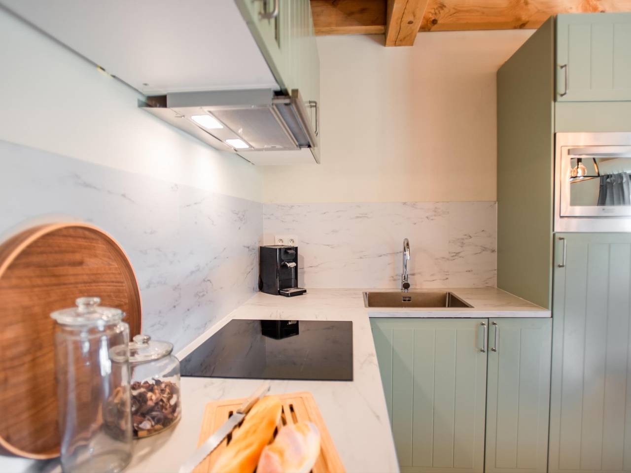 Leuk huis op vakantiepark met zwembad in Lacapelle-Marival, Lot