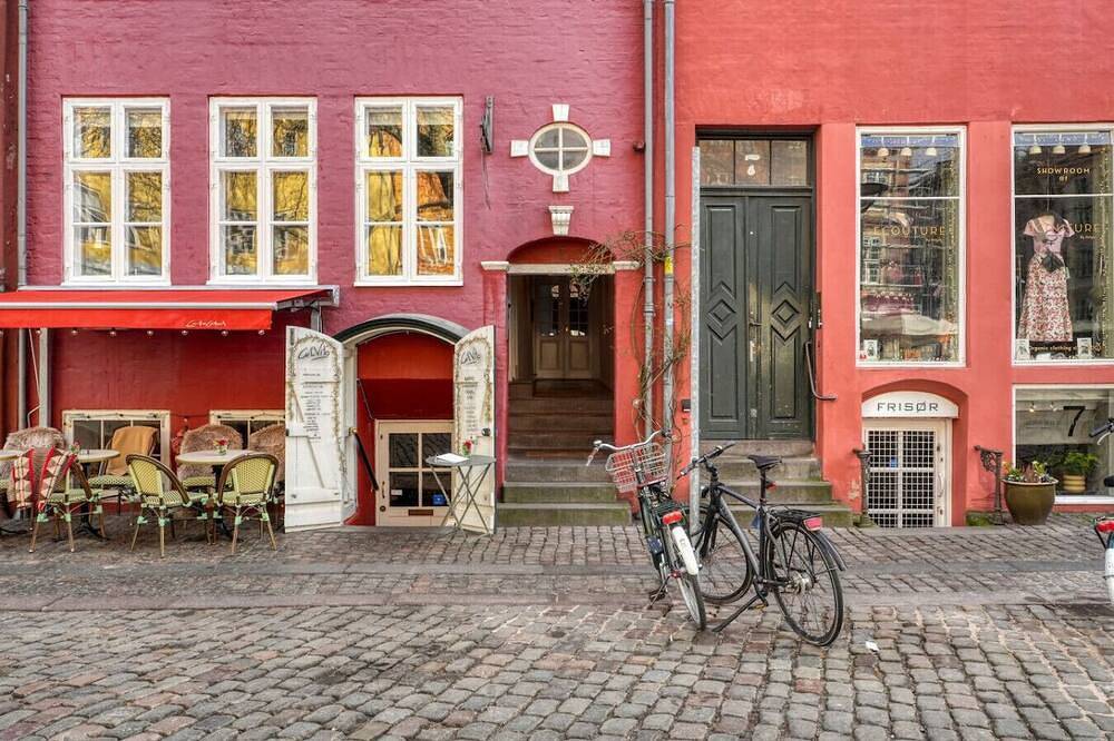 Entire apartment, Beautiful apartment in the center of Kbh in Copenhagen City, Copenhagen