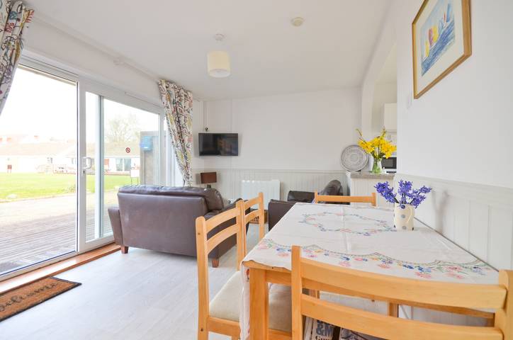 Bungalow für 4 Personen, mit Terrasse auf der Isle of Wight - 2