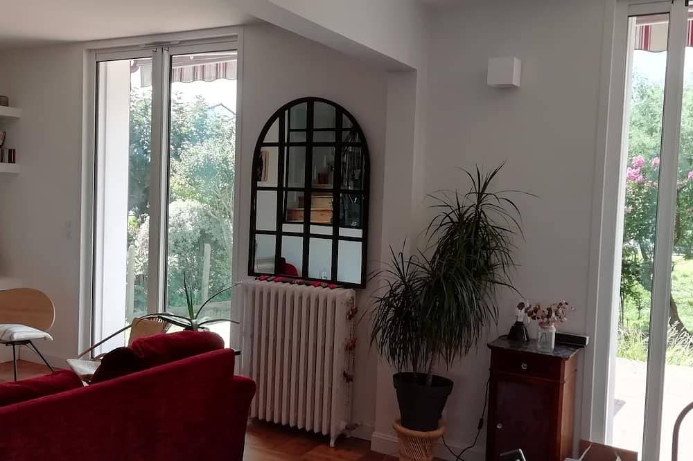 Villa Basque in Bayonne, 10 minutes from the beaches (Anglet / Biarritz) in Bayonne, Bayonne und Umgebung