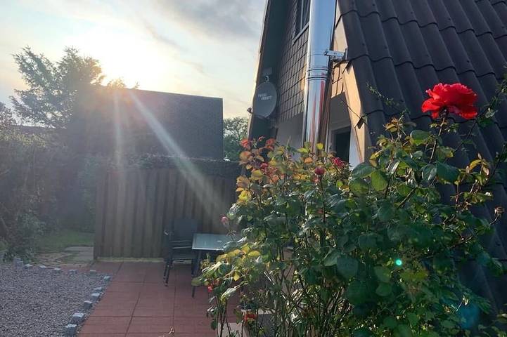 Ferienhaus für 4 Personen, mit Terrasse und Garten sowie Sauna - 1