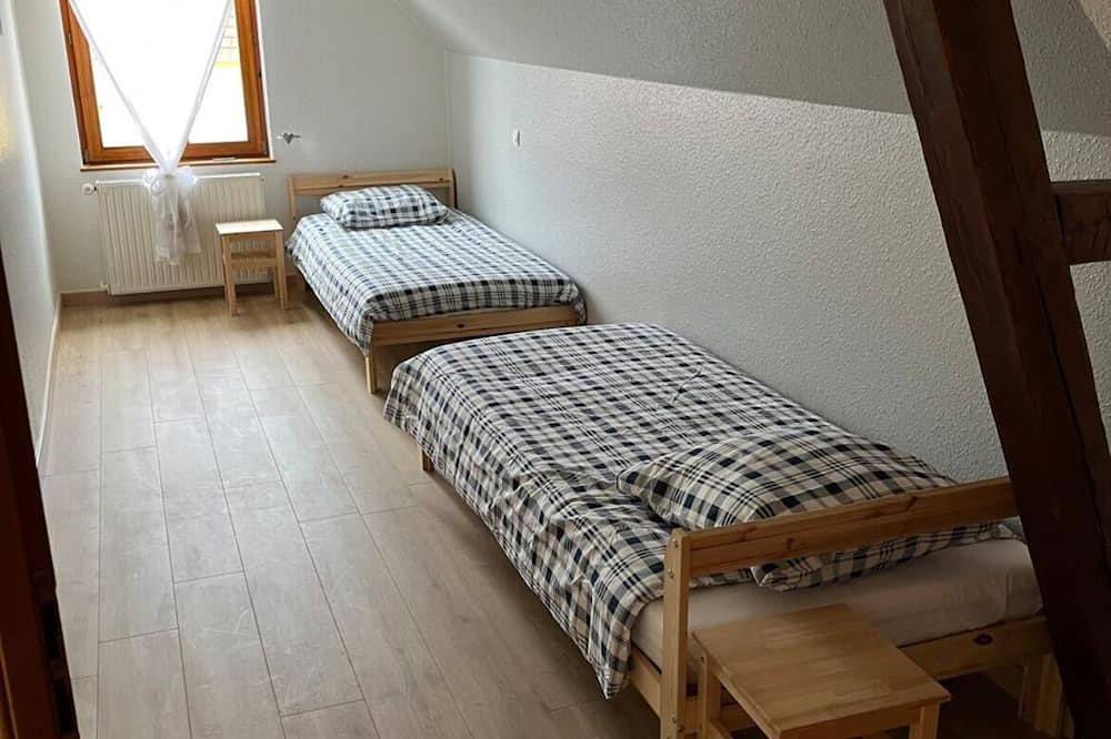 Europapark et Rulantica à 35Km. Boulangerie dans le village voisin à 2km. in Baldenheim, Région de Sélestat-Erstein