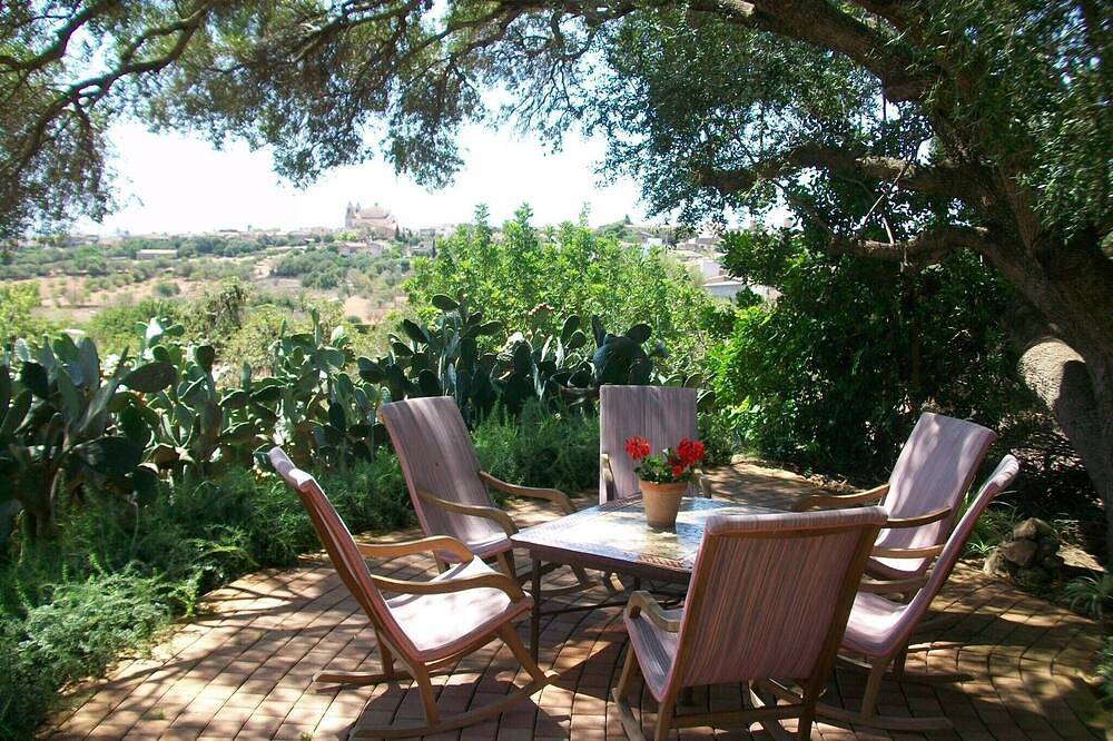 Haus auf dem Land, mit Blick auf das Meer, 5 km von verschiedenen Stränden, 500 m vom Dorf entfernt in S'Alqueria Blanca, Santanyí