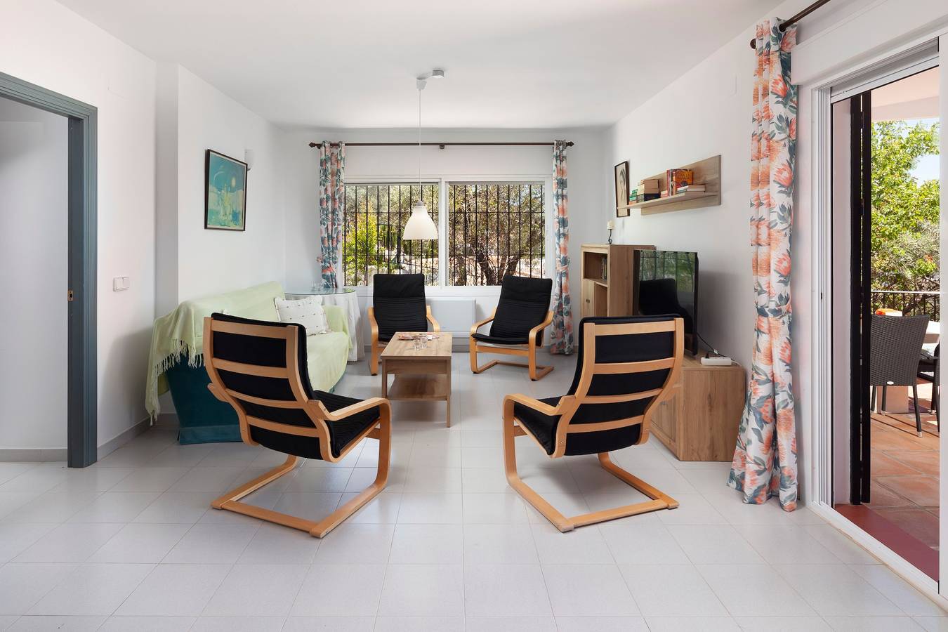 "Villa mimosa nationalpark nearby" mit Meer- und Bergblick, Pool, Garten, Terrasse, A/C & Wlan in Cómpeta, Málaga Provinz