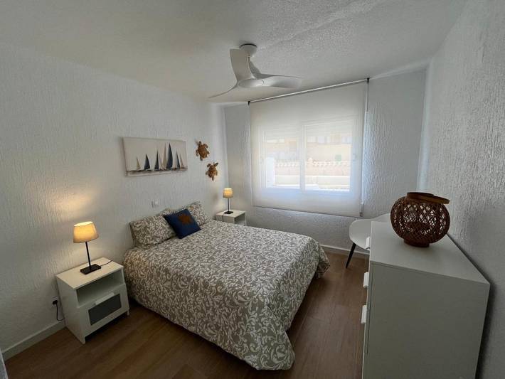 Ferienwohnung für 4 Personen, mit Garten und Ausblick sowie Pool und Terrasse - 1