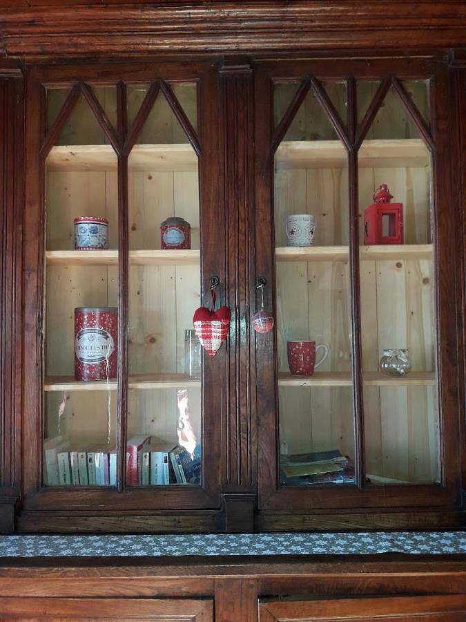 Location de vacances pour 10 personnes, avec jardin et vue à Mandailles-Saint-Julien - 2