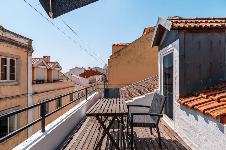 Apartamento entero, Apartamento 'Madragoa' con terraza privada, balcón y Wi-Fi in Lisboa, Costa de Lisboa
