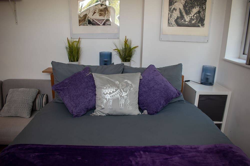 Ganze Wohnung, Luxus-Apartment-Ensuite mit Dusche-Terrasse-Family Friendly in Bishop's Stortford, Hertfordshire