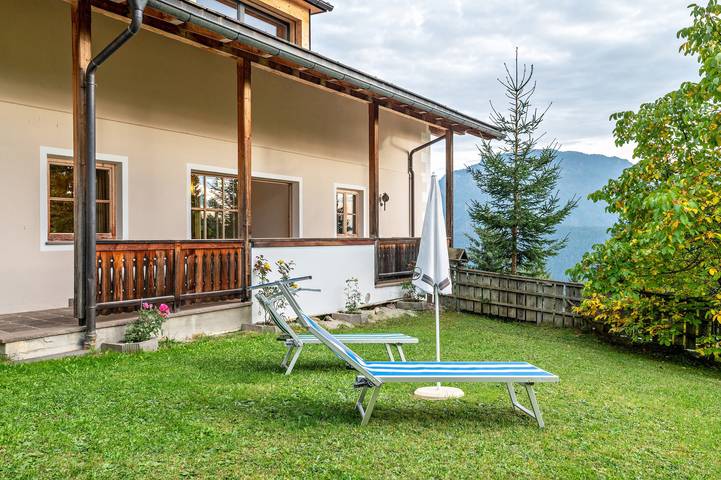Holiday apartment for 8 people, with garden - 1