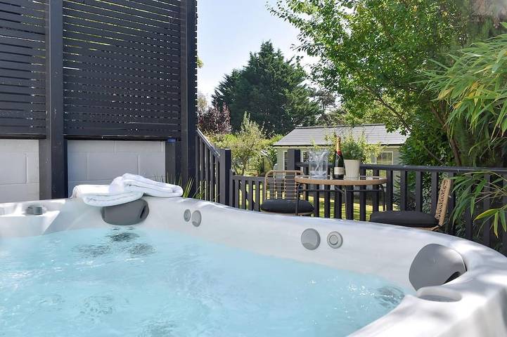 Cottage für 2 Personen, mit Whirlpool und Garten - 1