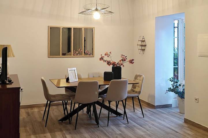 Ferienhaus für 9 Personen, mit Terrasse - 1