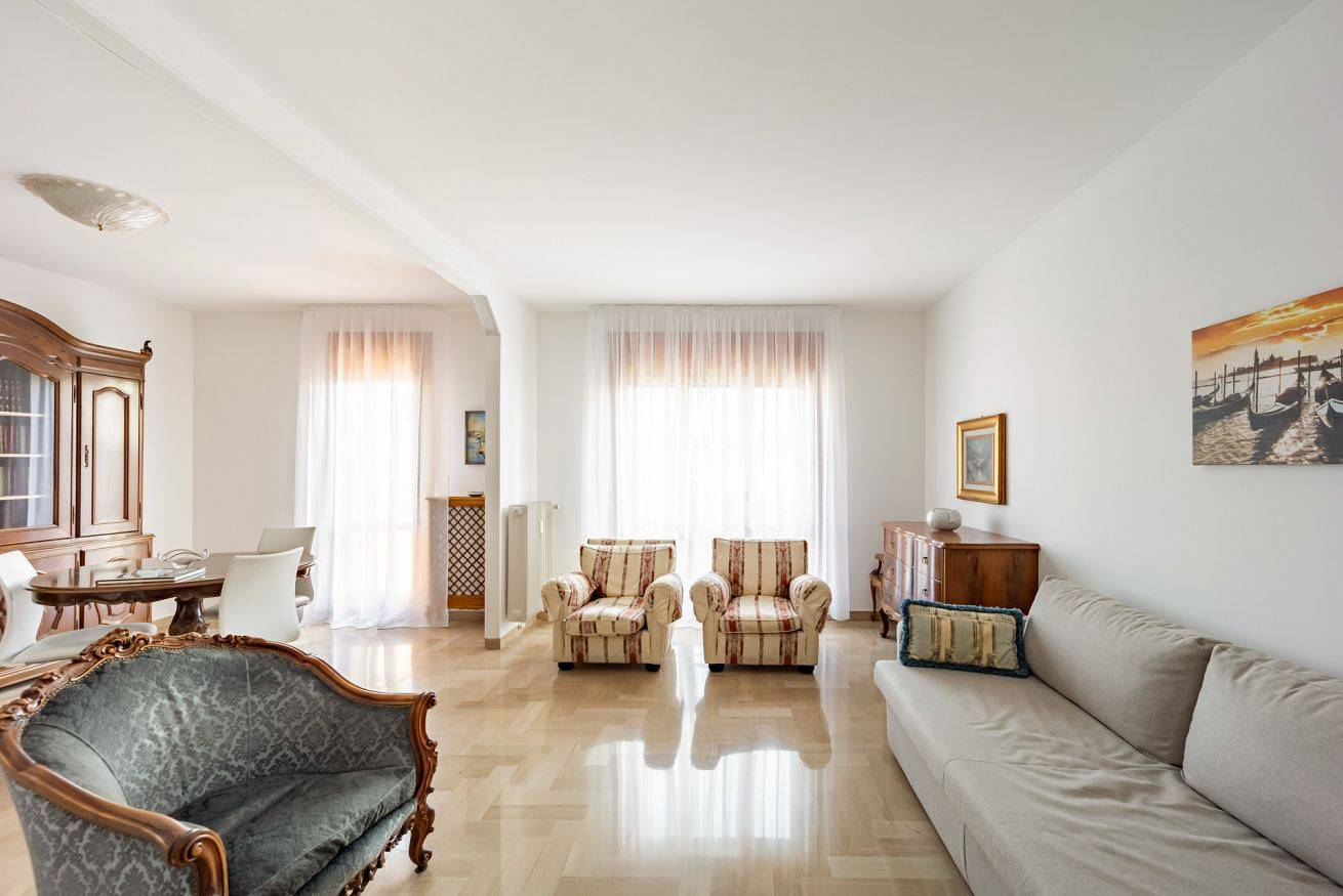 Apartamento entero, Apartamento de vacaciones para 6 personas in Mestre, Venecia