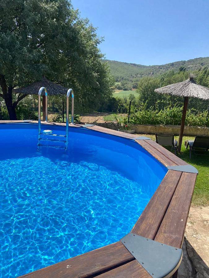 Hotel para 2 personas, con jardín además de piscina y vistas - 1