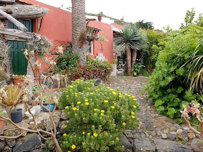 Casa rural para 4 personas, con Terraza además de Jardín y Vistas en Valverde - 2