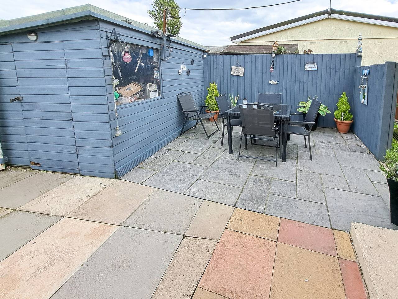 Beach & Tonic in Humberston, North East Lincolnshire