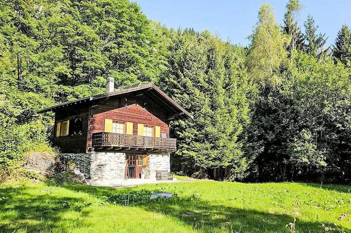 Location de vacances pour 6 personnes, avec jardin, animaux acceptés à Finhaut