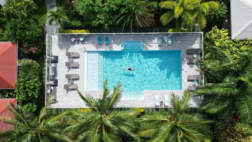 Hôtel pour 2 personnes, avec jardin ainsi que piscine et jacuzzi