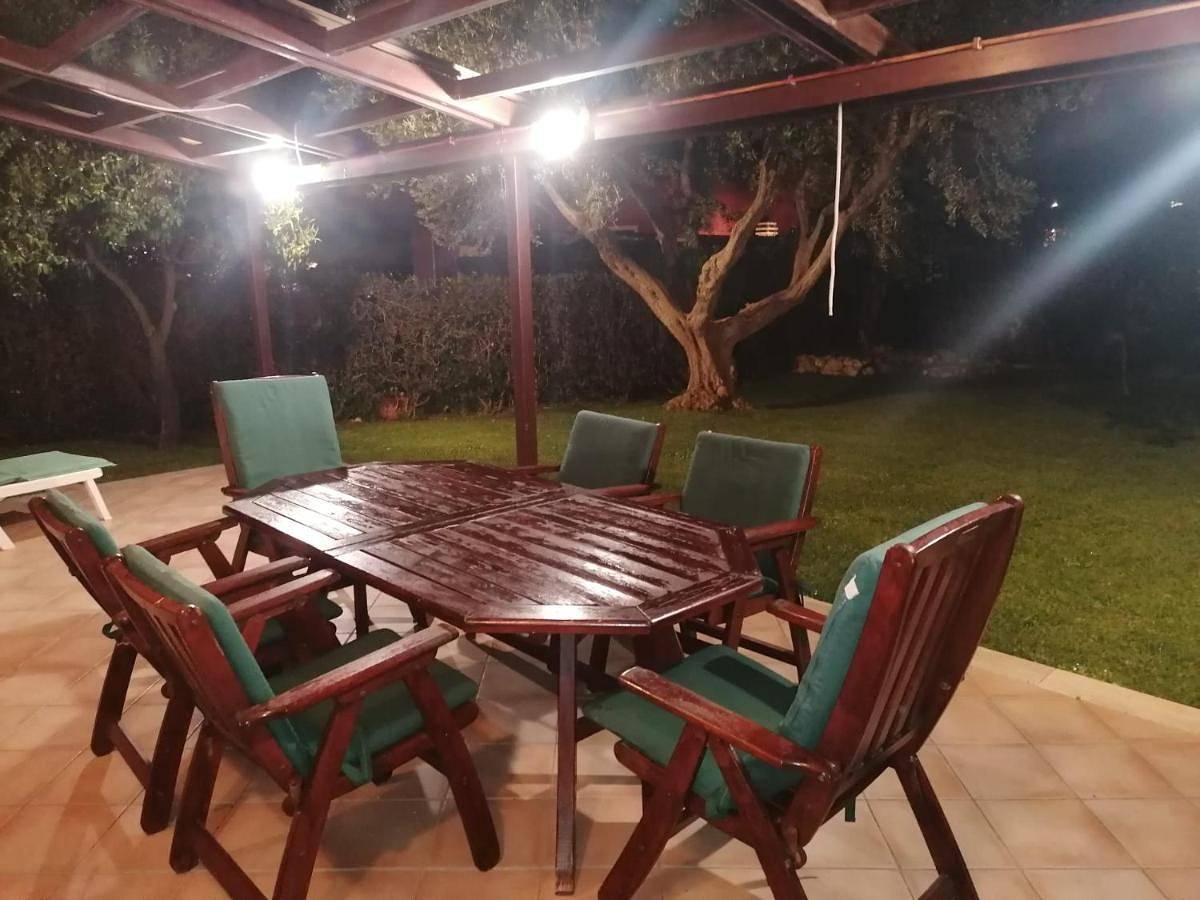 Villa vicino al mare in Fiumicino, Provincia di Roma
