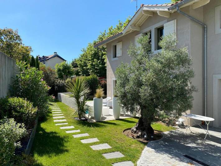 Casa de huéspuedes para 2 personas, con piscina y jardín, Se admiten mascotas en Biarritz