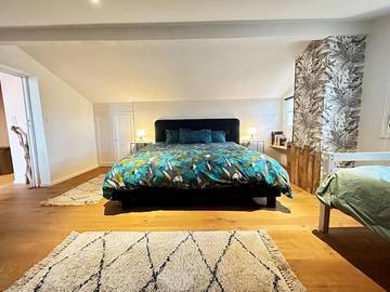 Gîte pour 3 personnes, avec vue et terrasse à Saint-Martin-de-Londres