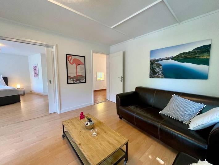 Apartamento de vacaciones para 4 personas, con balcón además de vistas y jardín - 1