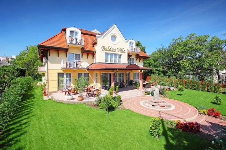 Casa de huéspuedes para 2 personas, con balcón y jardín además de piscina y sauna - 1