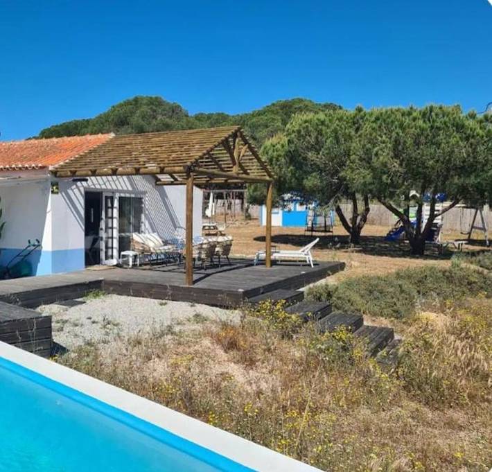 Casa de férias para 7 pessoas, com vista e jardim e ainda piscina em Santiago do Cacém