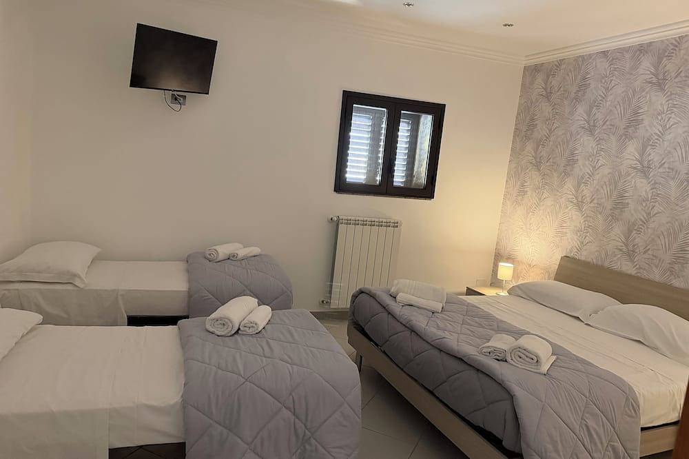 Appartamento intero, Un rifugio elegante con vista sulla città dei mosaici in Caltagirone, Catania e dintorni