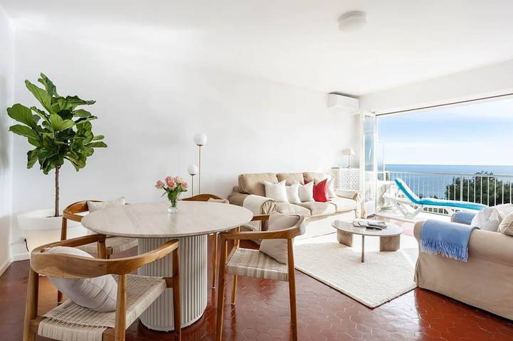 Gîte pour 2 personnes, avec balcon dans Office De Tourisme De Beaulieu Sur Mer