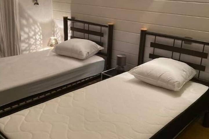A 7 minutes de la plage maison avec parking et véranda, idéale pour les familles in Saint-Laurent-de-la-Prée, Région de Rochefort