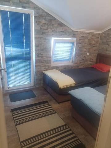Ferienwohnung für 2 Personen, mit Ausblick und Balkon in Budva