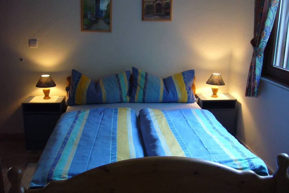 Well-kept vacation home with pool and garden directly on the Cami de Cavalls. in Cala en Porter, Alaior Municipality