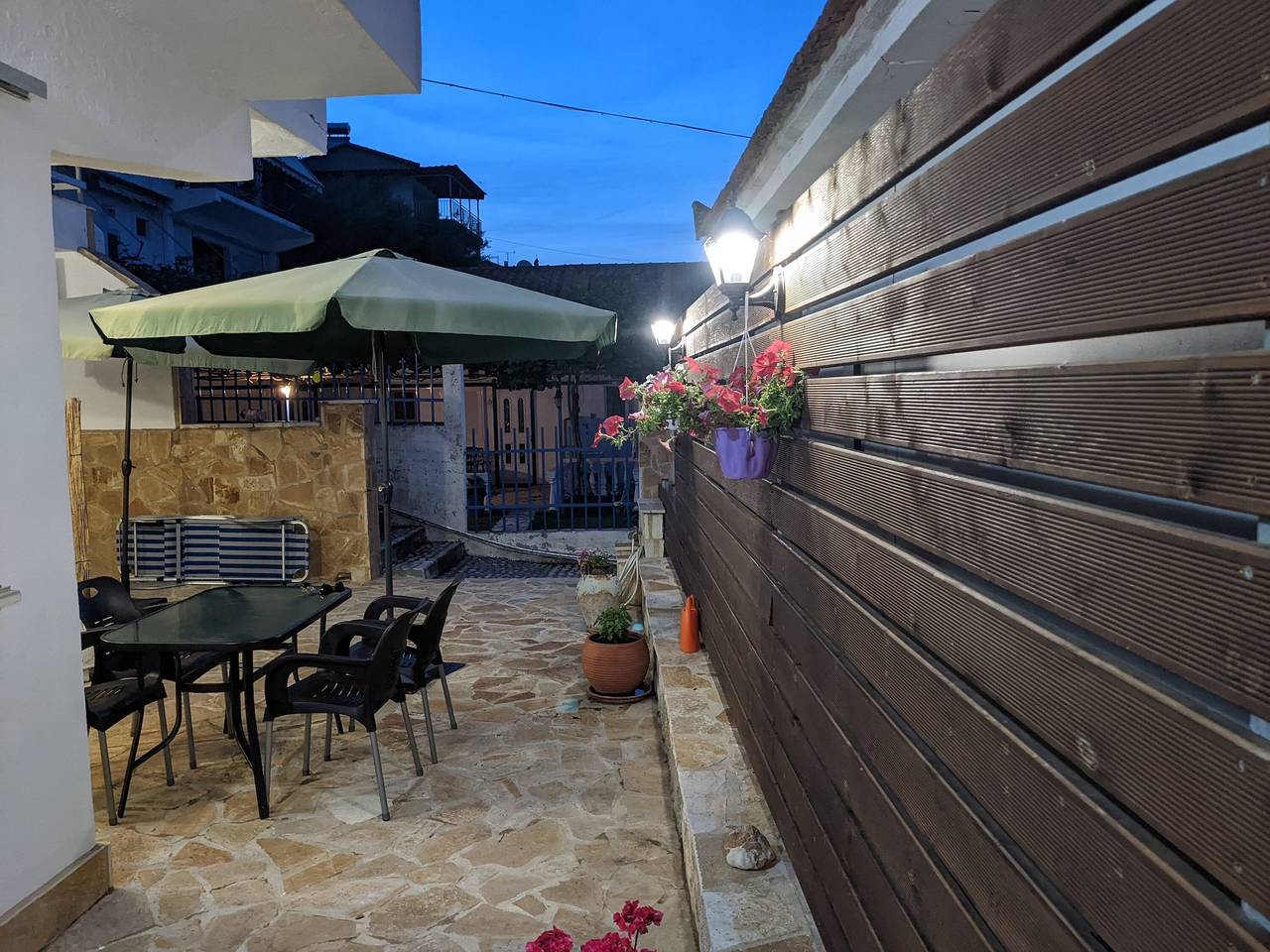 Ganze Wohnung, Apartment 'Kagias 3' mit privater Terrasse, Wlan und Klimaanlage in Messenien