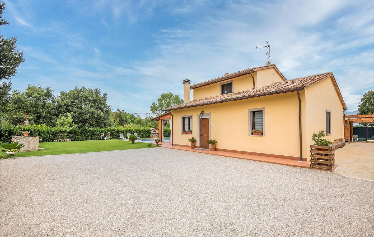 135 sqft Apartment w/ WiFi, AC, Parkplatz, Pool & Garten in Castiglion Fiorentino, Arezzo Provinz