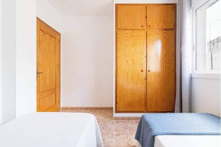 Apartamento entero, Appartement \"cala Xelia\" + Toit-terrasse in La Ametlla de Mar, Costa Dorada