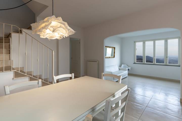 Villa 'Martina' con piscina, terraza y admite mascotas in Pietrasanta, Costa de la Maremma