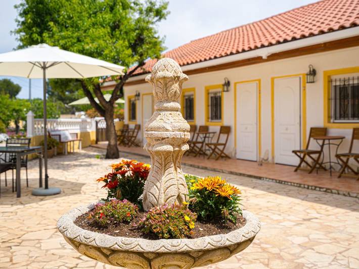 Casa rural para 10 personas, con terraza y jardín, Se admiten mascotas en l'Alacantí - 2